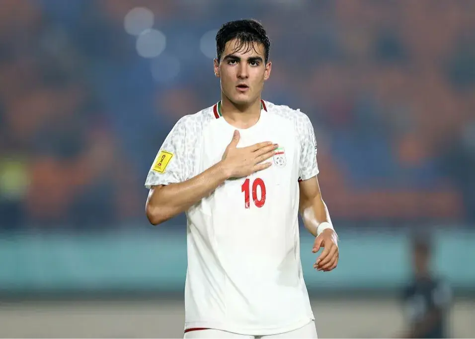 همه توانم را برای تیم ملی می‌گذارم/ کسری طاهری: امیدوارم امسال تاریخ‌سازی کنم