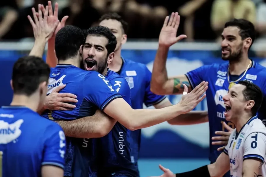 پاسور تیم ملی والیبال سوژه فدراسیون جهانی شد