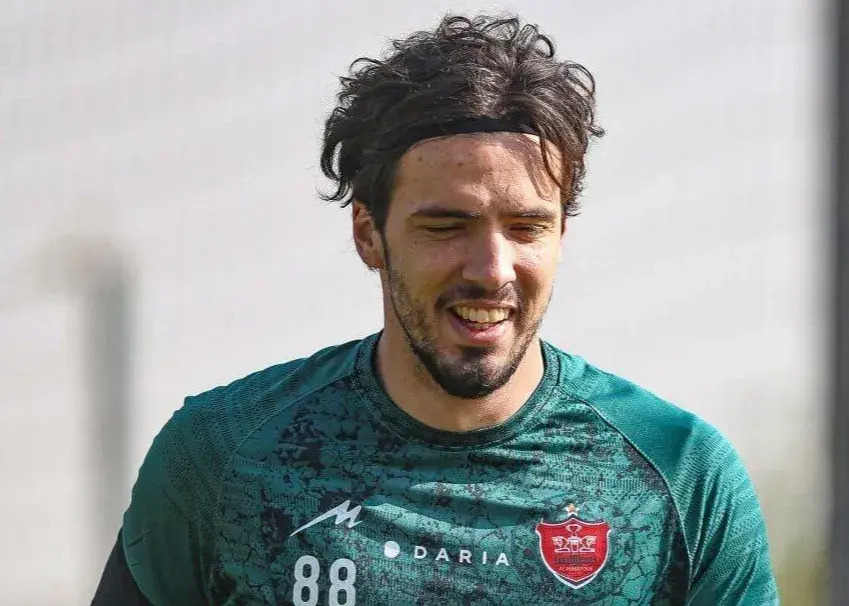 با فعال شدن اتوماتیک یک بند/ باکیچ در پرسپولیس ماندنی شد