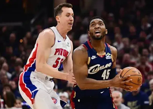 تاریخ‌سازی دیترویت با شکستن رکورد ۶۶ ساله NBA:/ کانینگهام کاوالیرز را به بازی هفتم فرستاد!