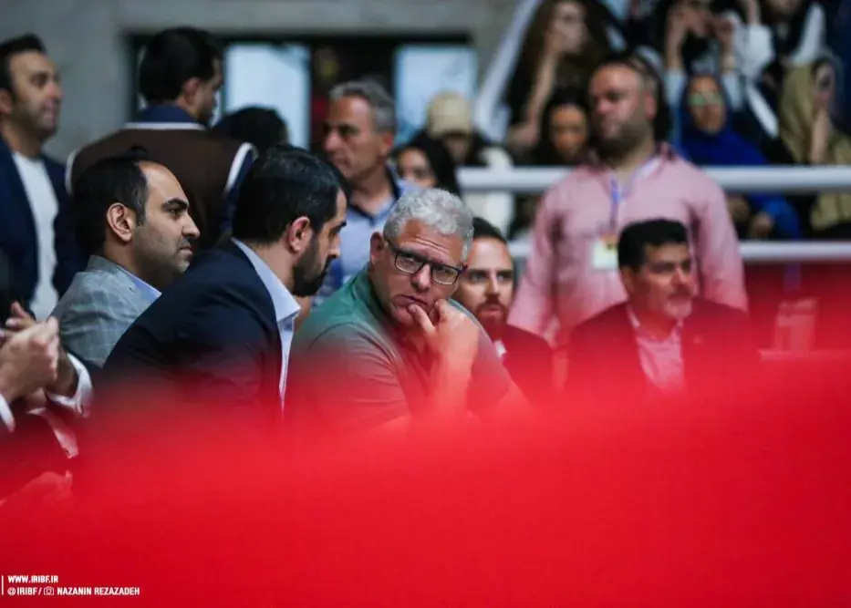 شش بازیکن از استقلال و یک طلایی‌پوش:/ هفت انتخاب مانولوپولوس از فینال انتخابی سوپرلیگ برای تیم‌ملی