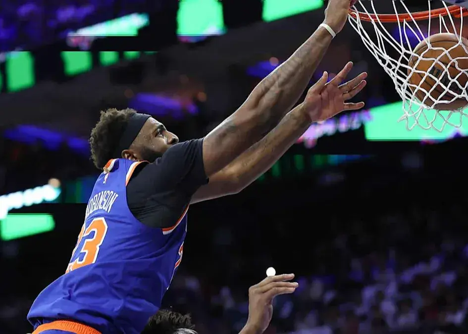 پوستر سال NBA روی سر ام‌وی‌پی:/ شاهکار ترکیبی برانسون و رابینسون برای تحقیر امبید!