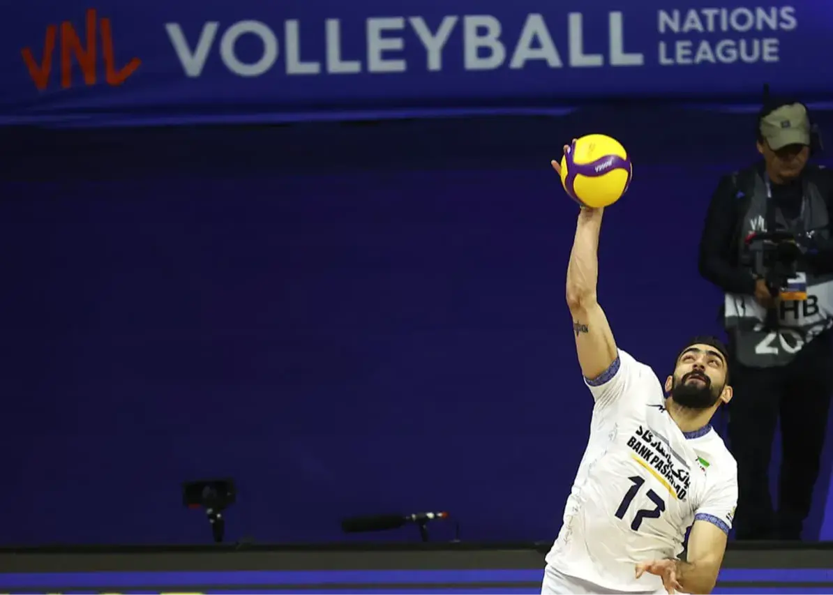 با اشتباهات بچگانه باختیم؛/ حاجی‌پور: نباید در ست پنجم 7 سرویس خراب کنیم