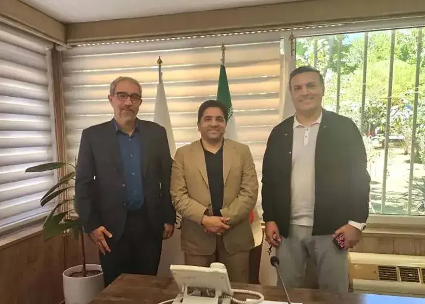 جلسه پرسپولیس با رئیس شرکت توسعه و تجهیز