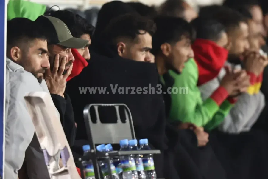 نیمکت ذخیره پرسپولیس با اسامی غریبه