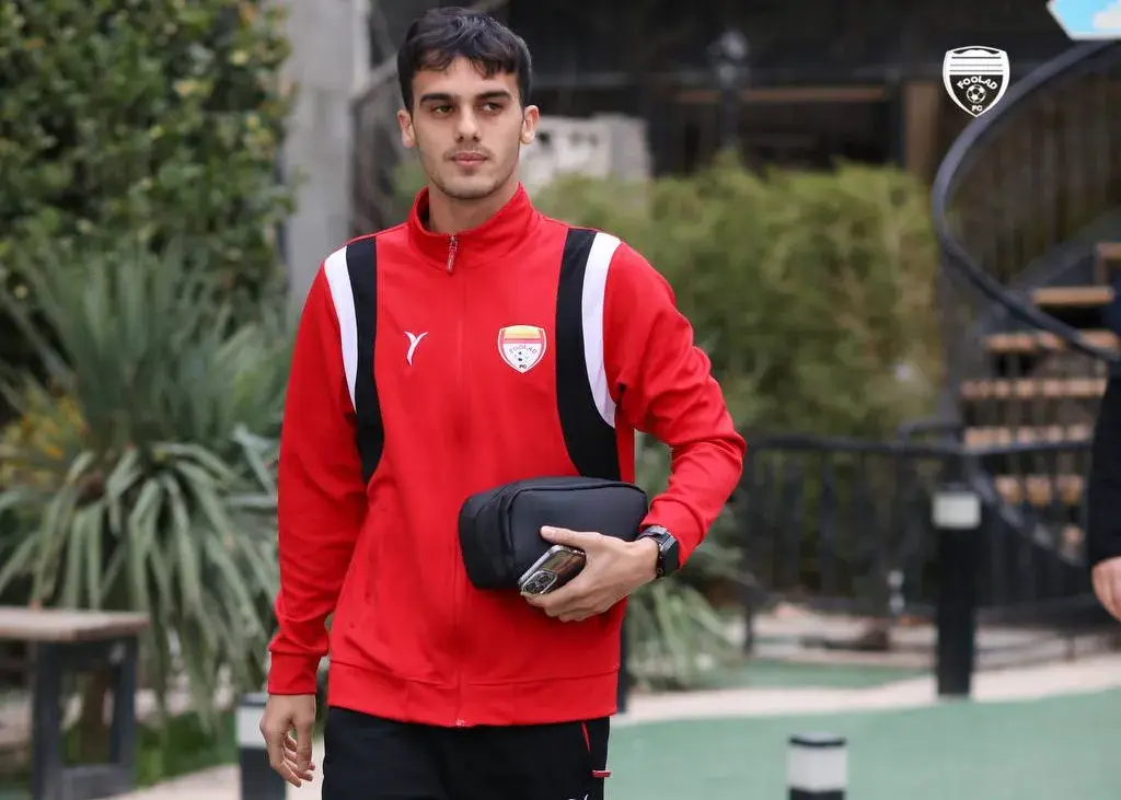 یوسف مزرعه آبی‌پوش می‌شود؟/ استقلال برای جذب ملی‌پوش فولاد اقدام کرد