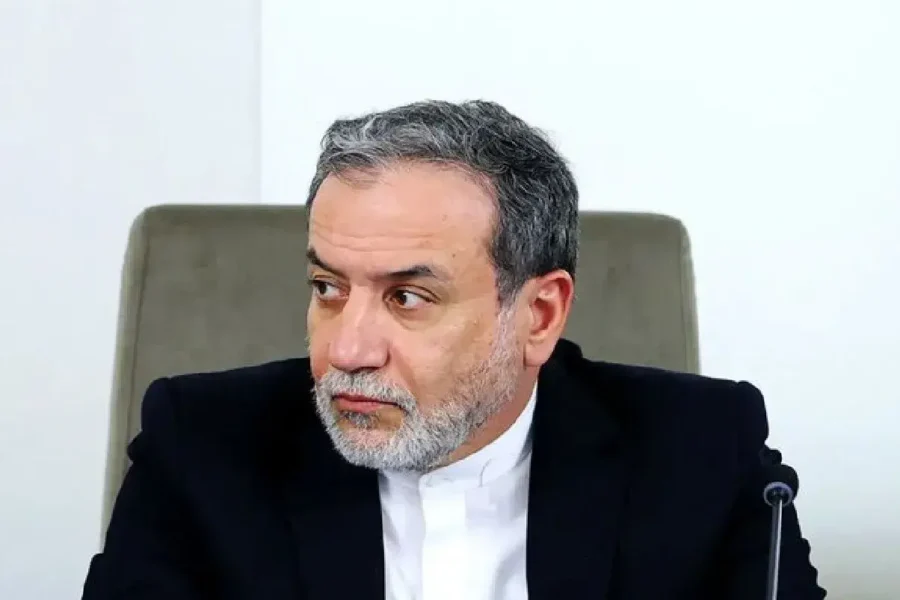 توئیت هشدارآمیز عراقچی به زبان انگلیسی