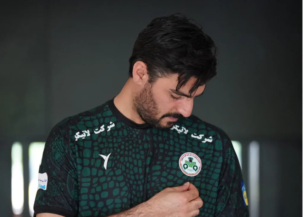 ذوب‌آهن برای دروازه‌اش هایجک زد