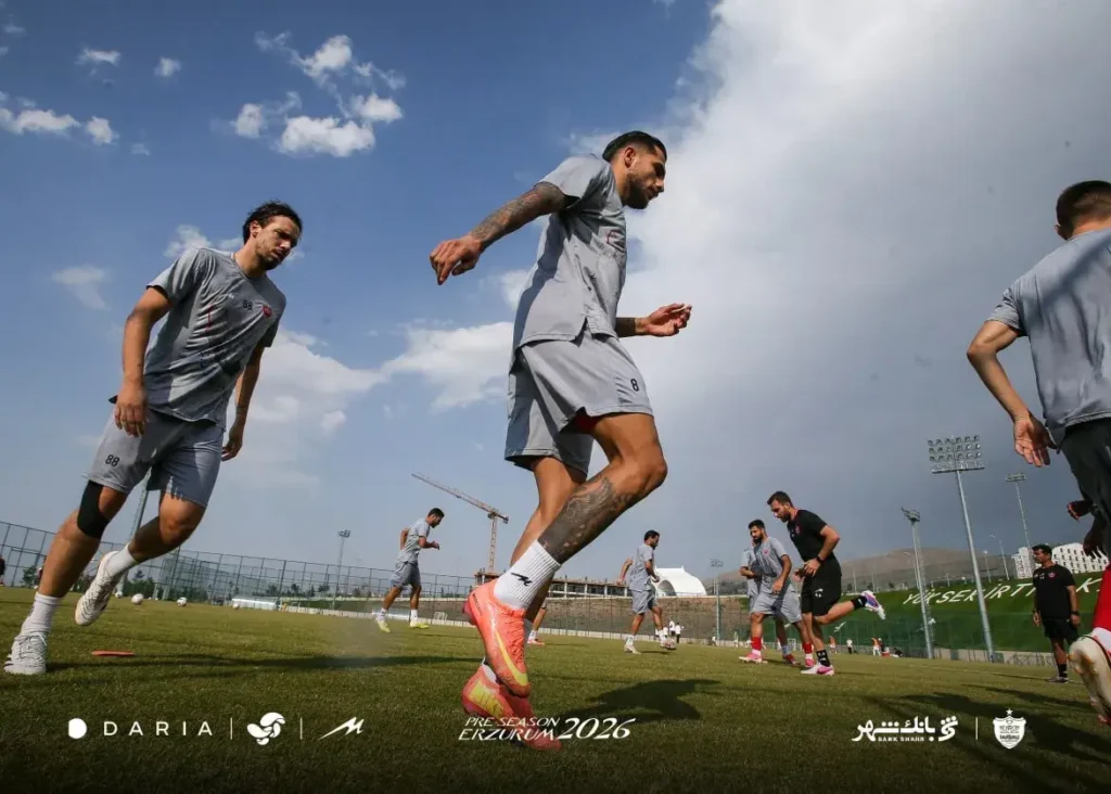محبی به ارزروم رسید؛/ نیمکت خوفناک پرسپولیس با دو ستاره! (عکس)