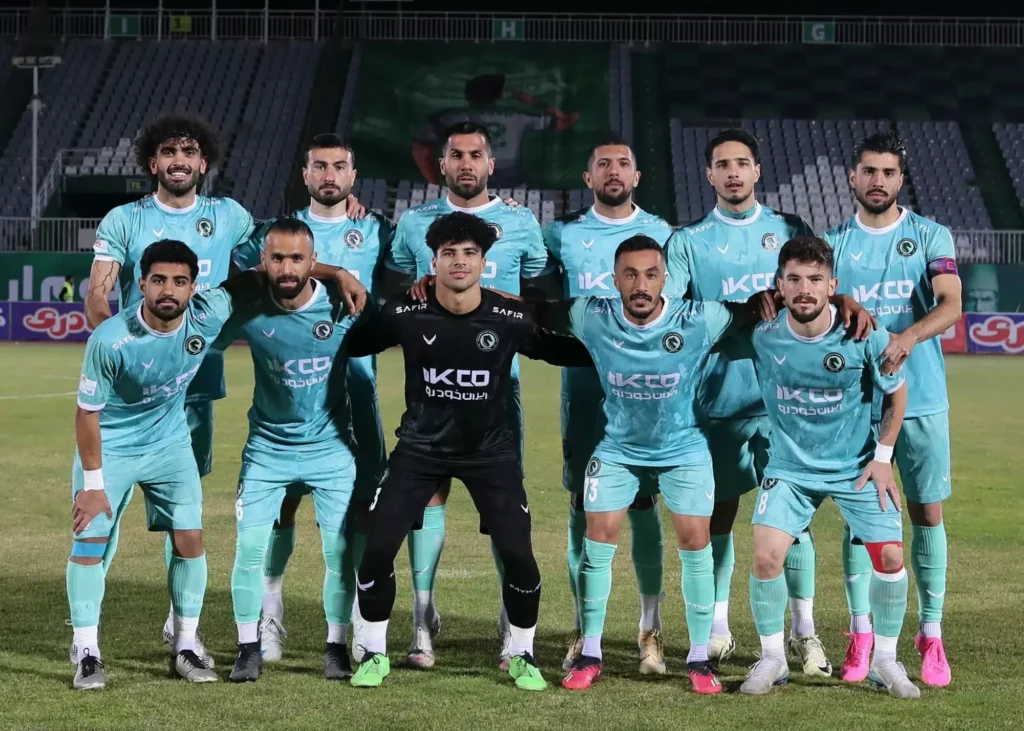 نکونام فرمان پیکان را در دست می‌‌گیرد؟/ 18 روز تا لیگ برتر، یک تیم دیگر بی‌سرمربی شد!