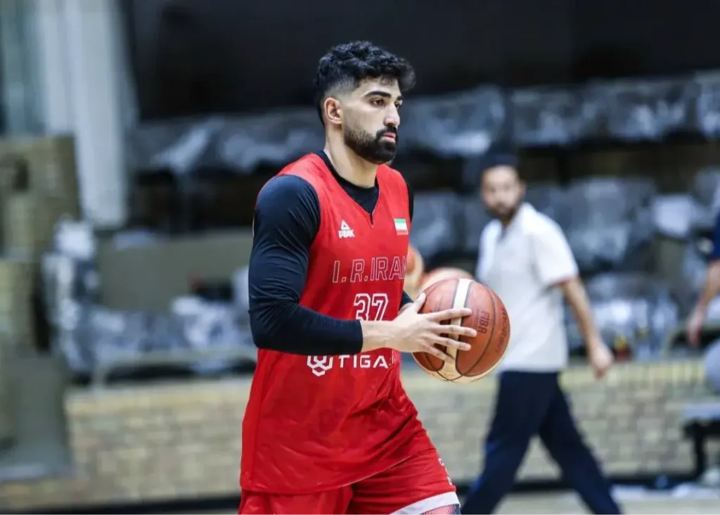 ورود رسمی آبی‌ها به نقل و انتقالات:/ استقلال با گارد تیم ملی به توافق رسید