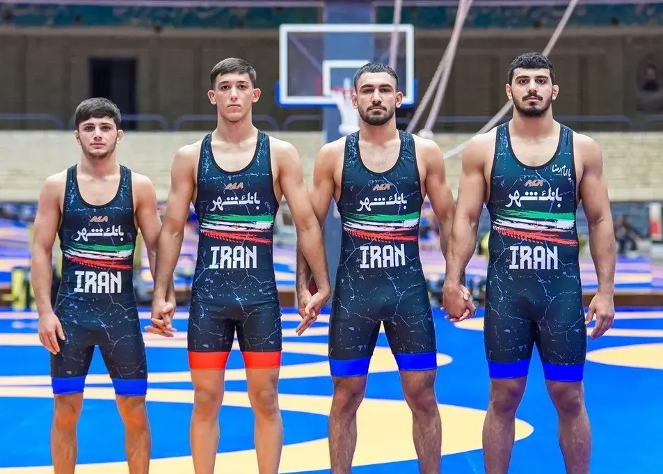 کشتی جوانان ایران در انتظار اولین فینالیست؛/ دو فرنگی کار حذف شدند، یک نفر در نیمه نهایی