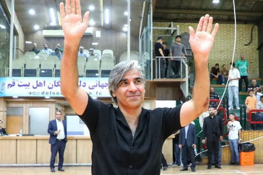تقدیر باشگاه دلسوختگان از وحید شمسایی؛ / استقبال پُرشور قمی‌ها از سرمربی تیم ملی (عکس)