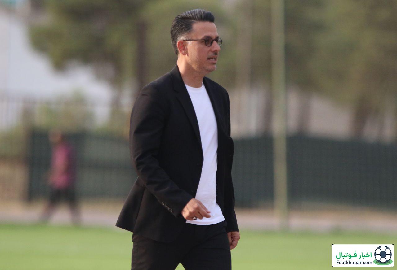 مجری مشهور مربی لیگ یک شد