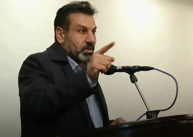 باید با رضاییان صحبت کنند/ مومنی: رامین کمک‌های استقلال را یادش نرود