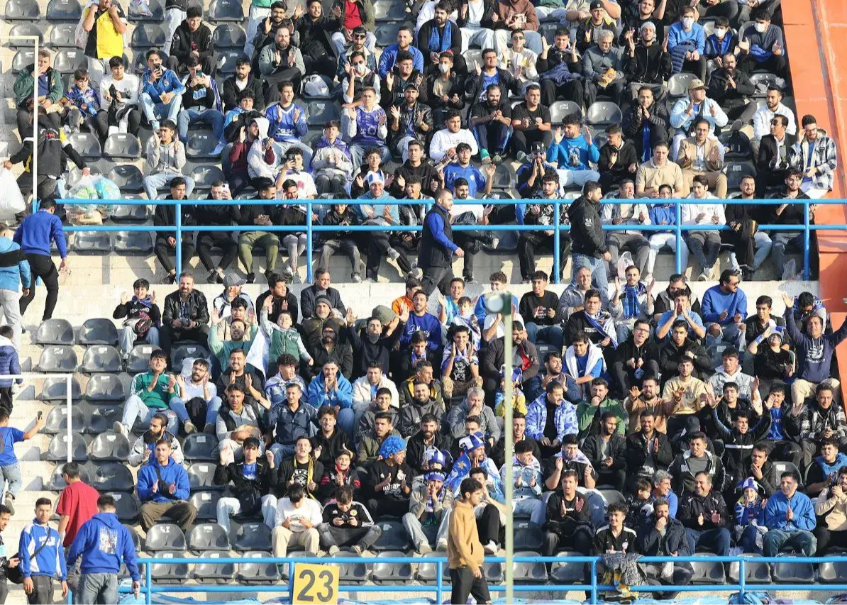 چراغ سبز سکوها برای اولین بازی استقلال