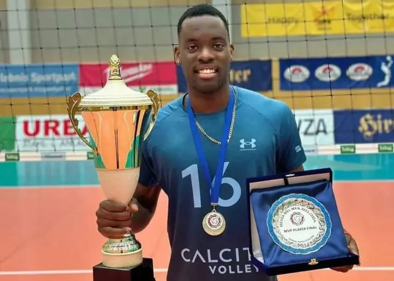 ترمیناتور کوبایی اینجاست، در یزد(عکس)